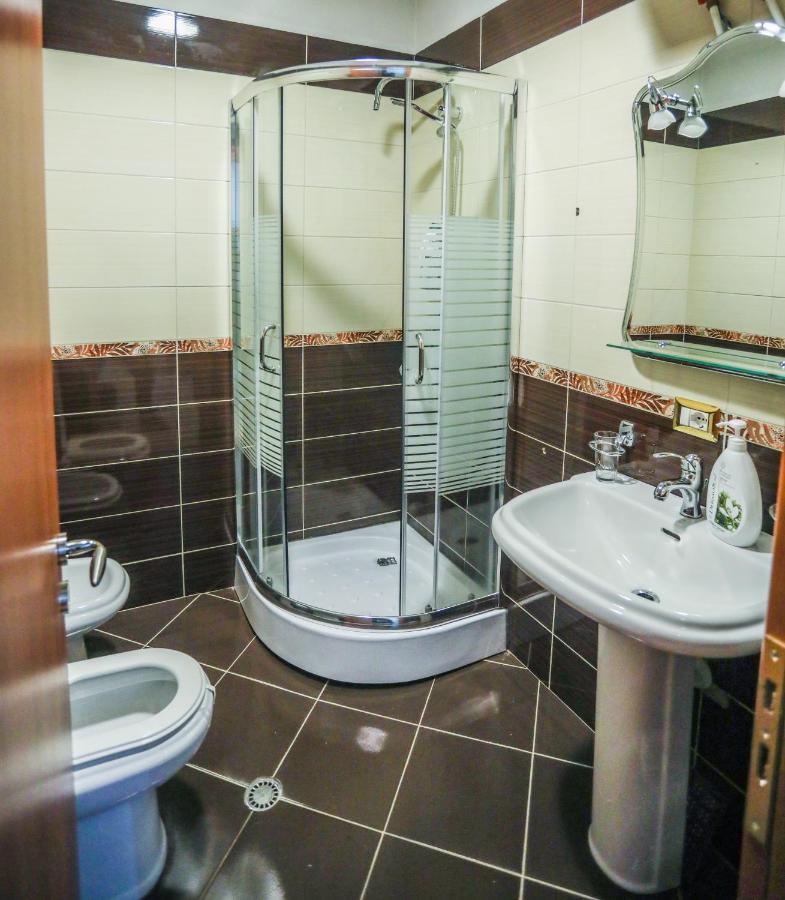 Luxurious Apartment Lake View Pogradec Extérieur photo